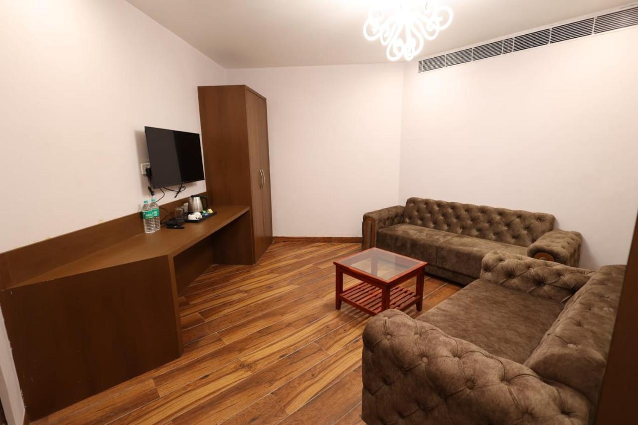 Bamboo Saa Mulberry Resort Пушкар Екстериор снимка