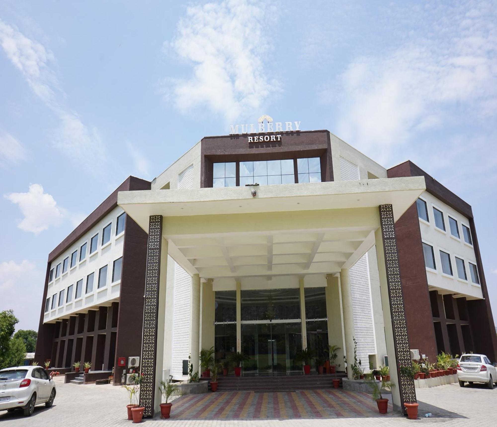 Bamboo Saa Mulberry Resort Пушкар Екстериор снимка