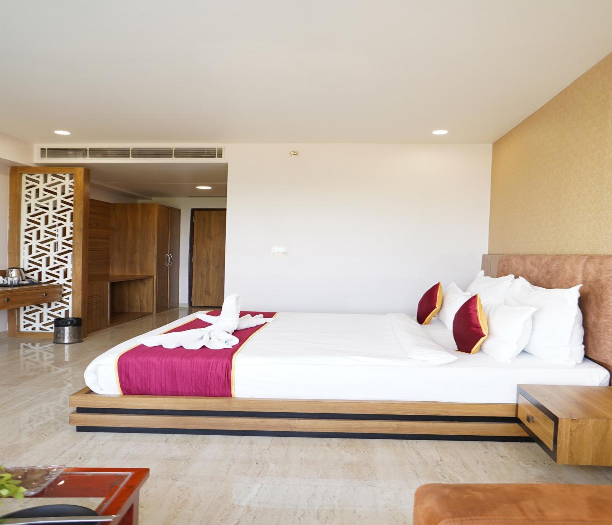Bamboo Saa Mulberry Resort Пушкар Екстериор снимка