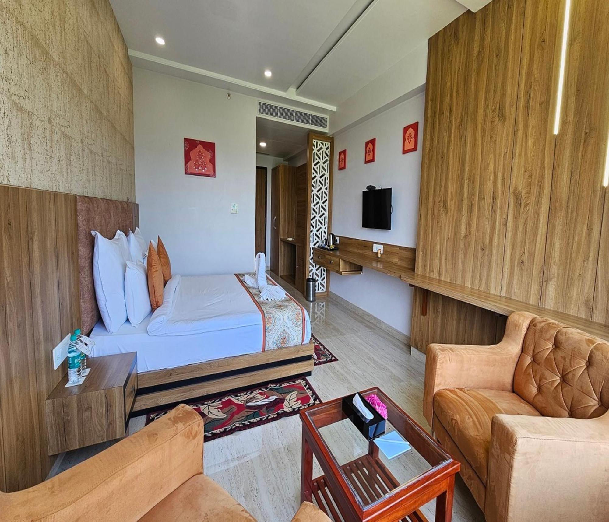 Bamboo Saa Mulberry Resort Пушкар Екстериор снимка