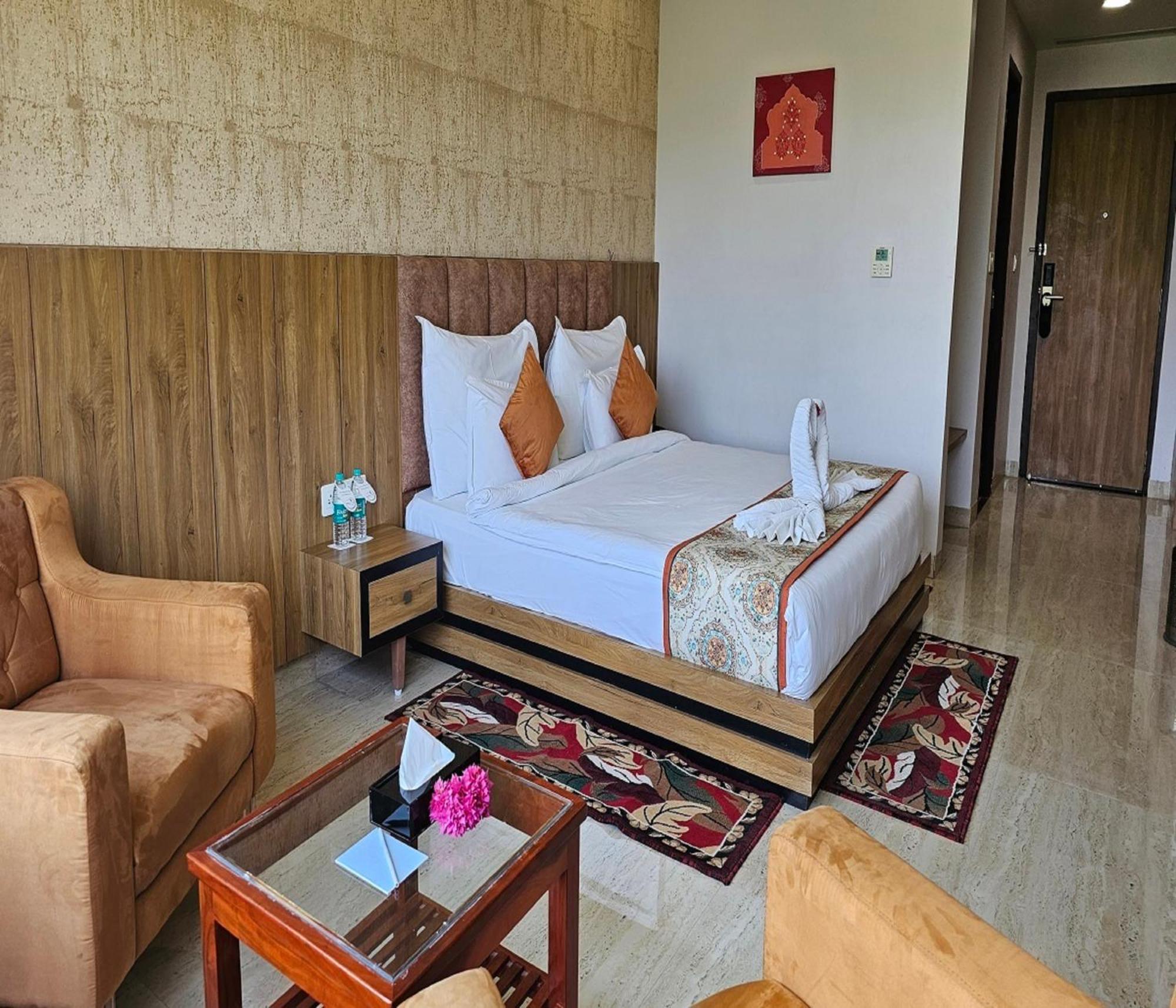 Bamboo Saa Mulberry Resort Пушкар Екстериор снимка