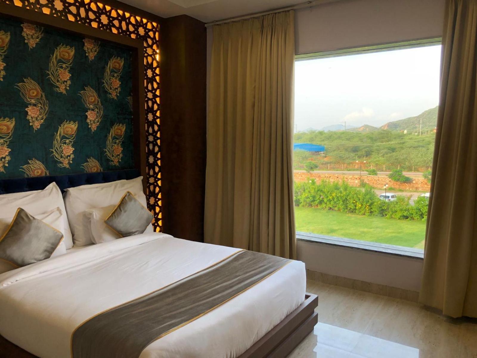 Bamboo Saa Mulberry Resort Пушкар Екстериор снимка